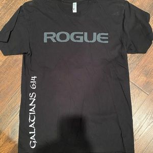 Men’s Rogue high quality T-shirt. Size medium.